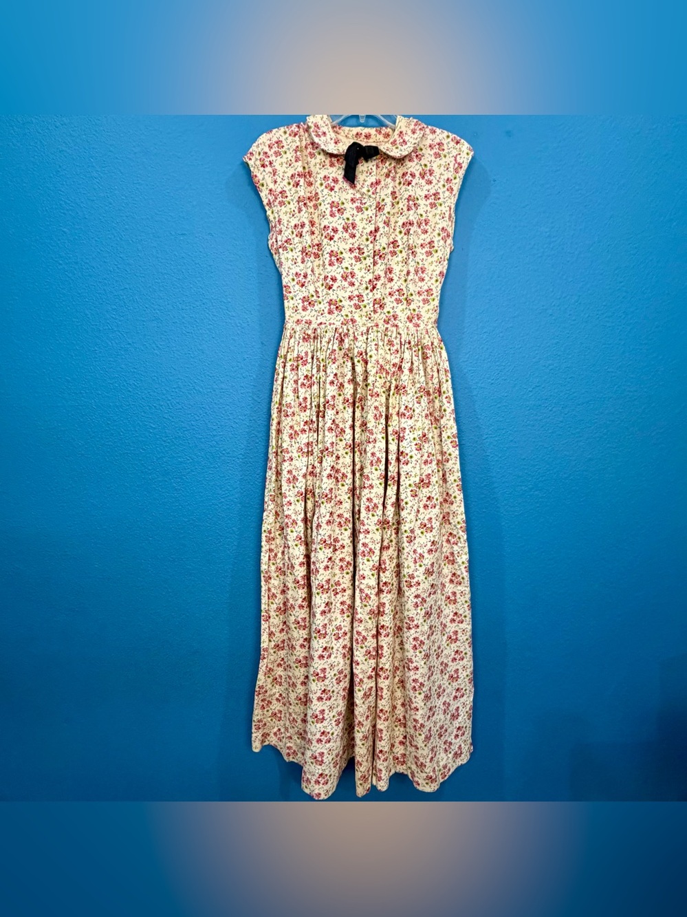 Handmade Floral Prairie Short Sleeved Costume Dress With Bustle Women XS/Small